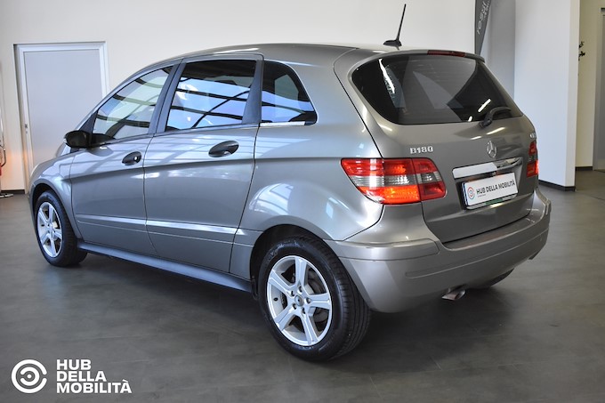 MERCEDES-BENZ B 180 CDI